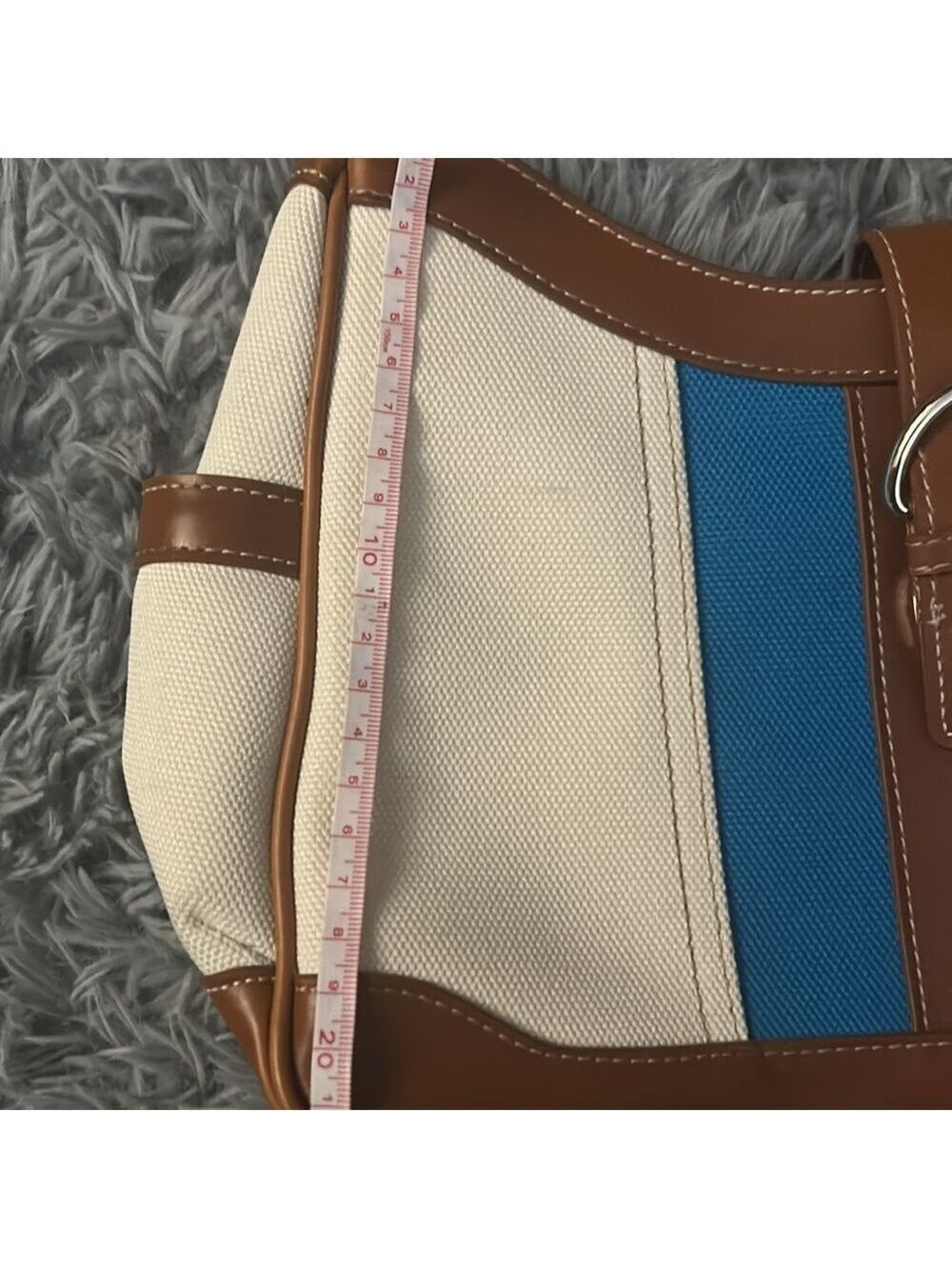 SUMMER 🩵 - New Liz Claiborne Purse - Picture 7 of 7
